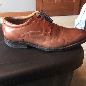 Men’s dress shoes